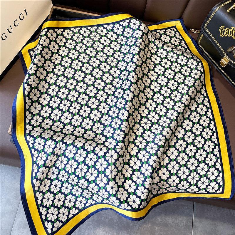 Kleiner Schal mit Blumendruck aus 100 % Maulbeerseide/Kopftuch aus Seide/Haarschal aus Seide/Halstuch aus Seide/Muttertagsgeschenke/Taschenaccessoire/Geschenk für Sie