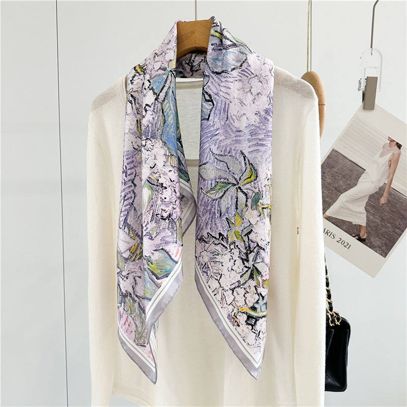 Lilac Whisper – 100% Silk Twill Scarf (90×90cm, Hand-Rolled Edges)