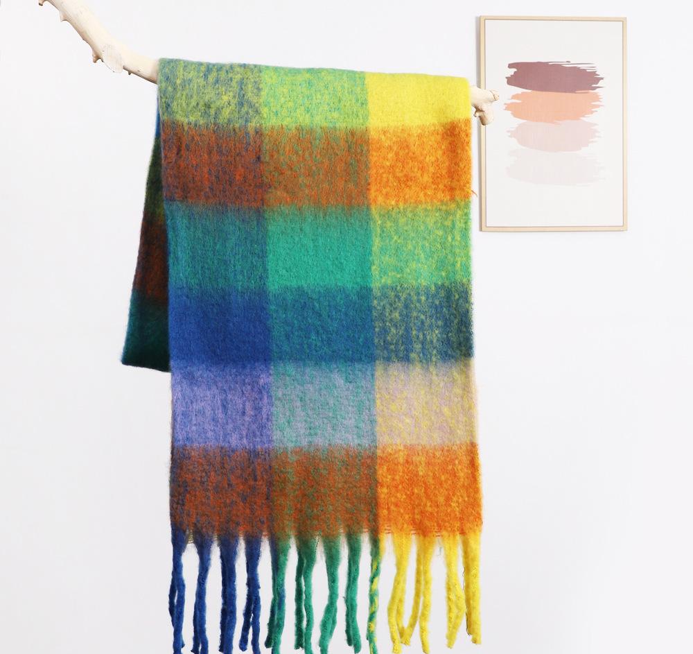 Luxurious Plaid Pattern Cashmere-Like Scarf: Vegan-Friendly Winter Accessory