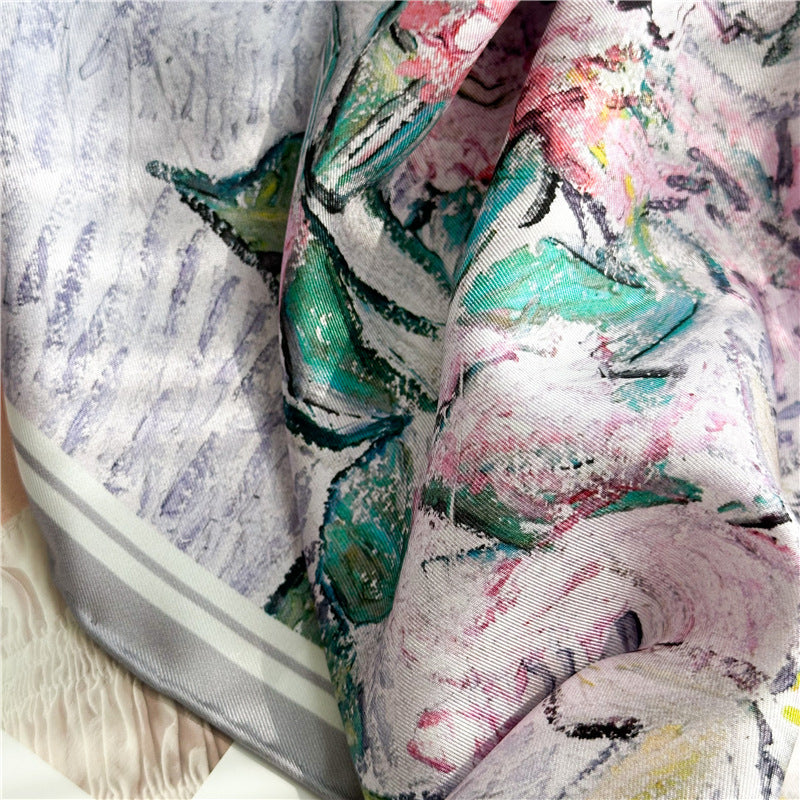 Lilac Whisper – 100% Silk Twill Scarf (90×90cm, Hand-Rolled Edges)