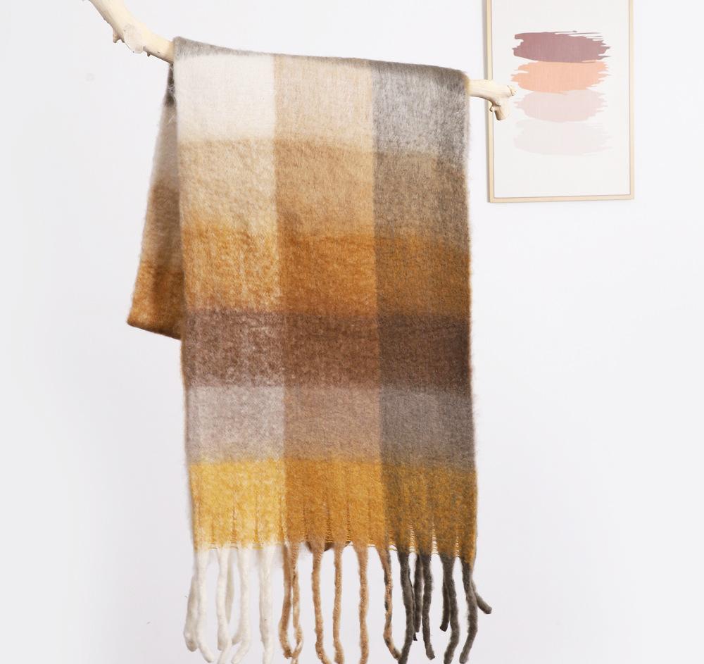 Luxurious Plaid Pattern Cashmere-Like Scarf: Vegan-Friendly Winter Accessory