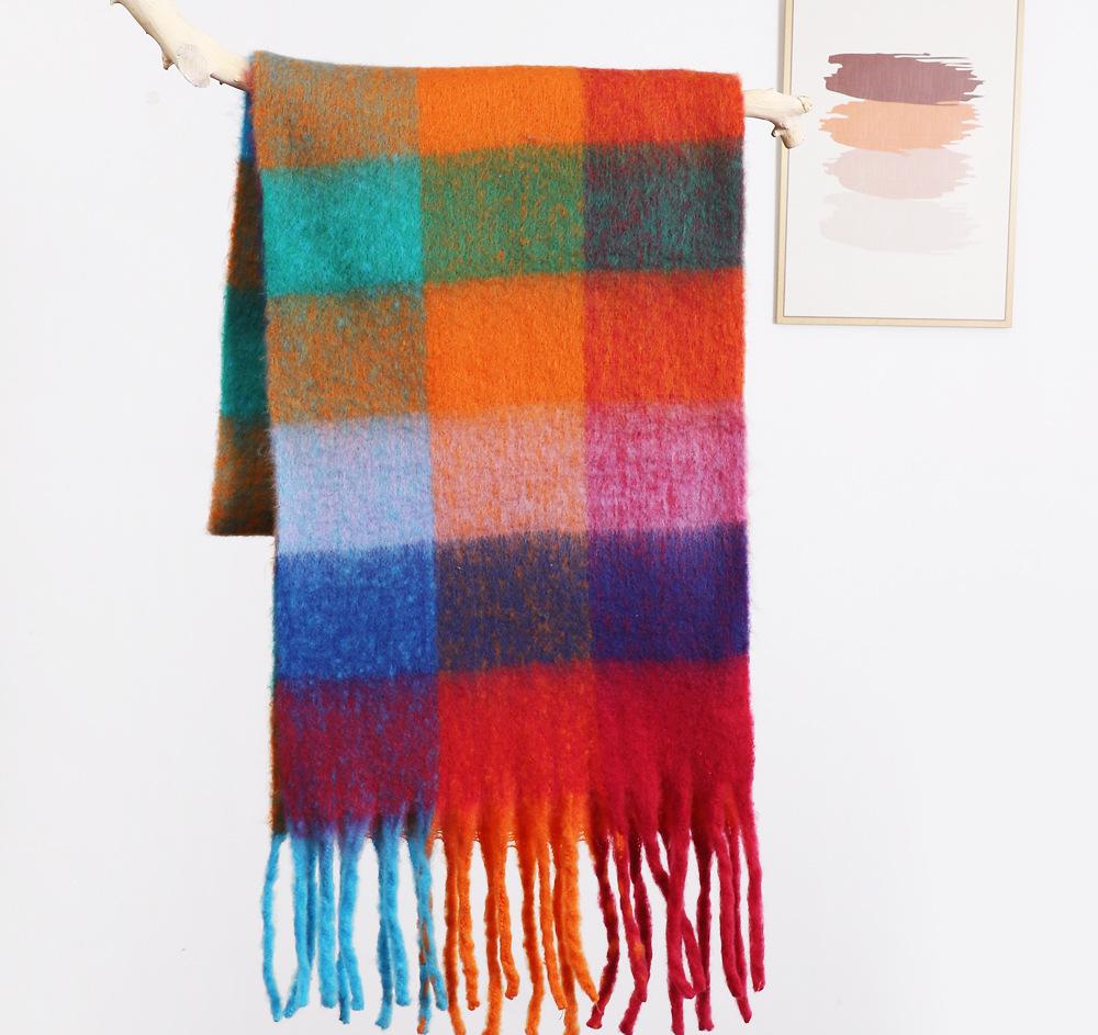 Luxurious Plaid Pattern Cashmere-Like Scarf: Vegan-Friendly Winter Accessory