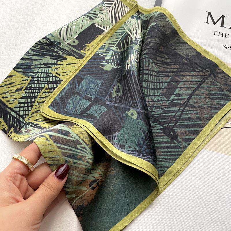 Karierter Graffiti-Schal aus 100 % Maulbeerseide/Kopftuch aus Seide/Haarschal aus Seide/Halstuch aus Seide/Muttertagsgeschenke/Taschenaccessoire/Geschenk für Sie