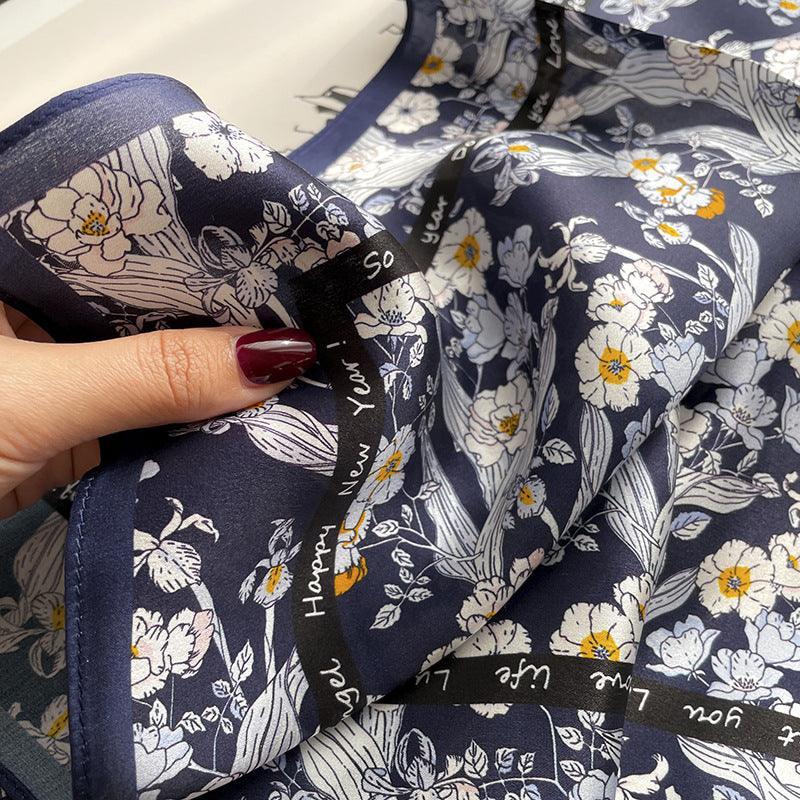 Marineblauer Chiffon-Blume-Schal aus 100 % Maulbeerseide/Kopftuch aus Seide/Haarschal aus Seide/Halstuch aus Seide/Muttertagsgeschenke/Taschenaccessoire/Geschenk für Sie