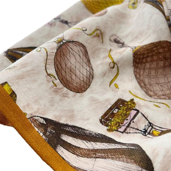 Reversible Silk & Wool Scarf – Chic Balloon Motif for Sophisticated Layering