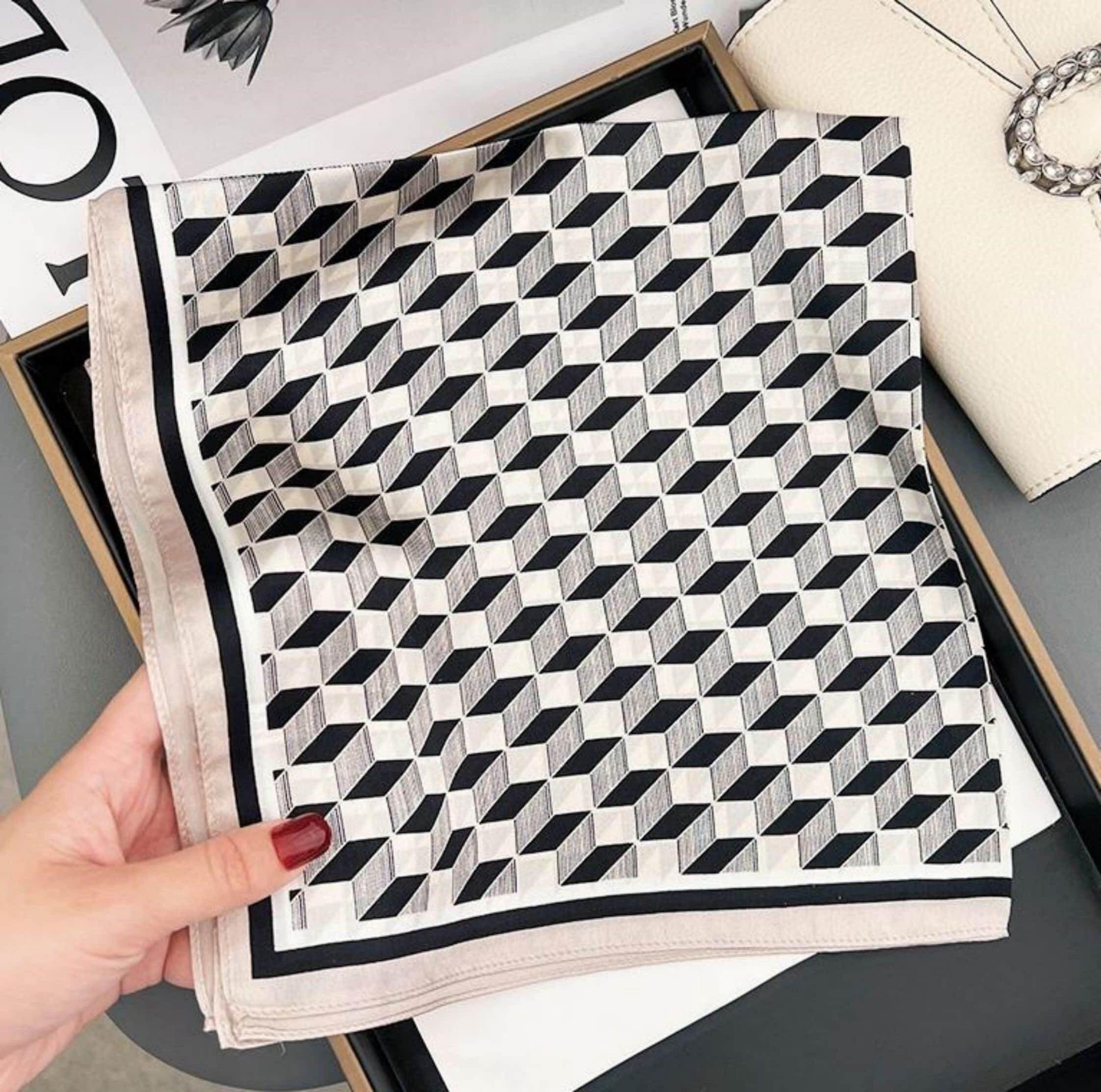 Checkered pattern 100% mulberry Silk Scarf/Silk head scarf/Silk hair scarf/Silk neck scarf/Mother&