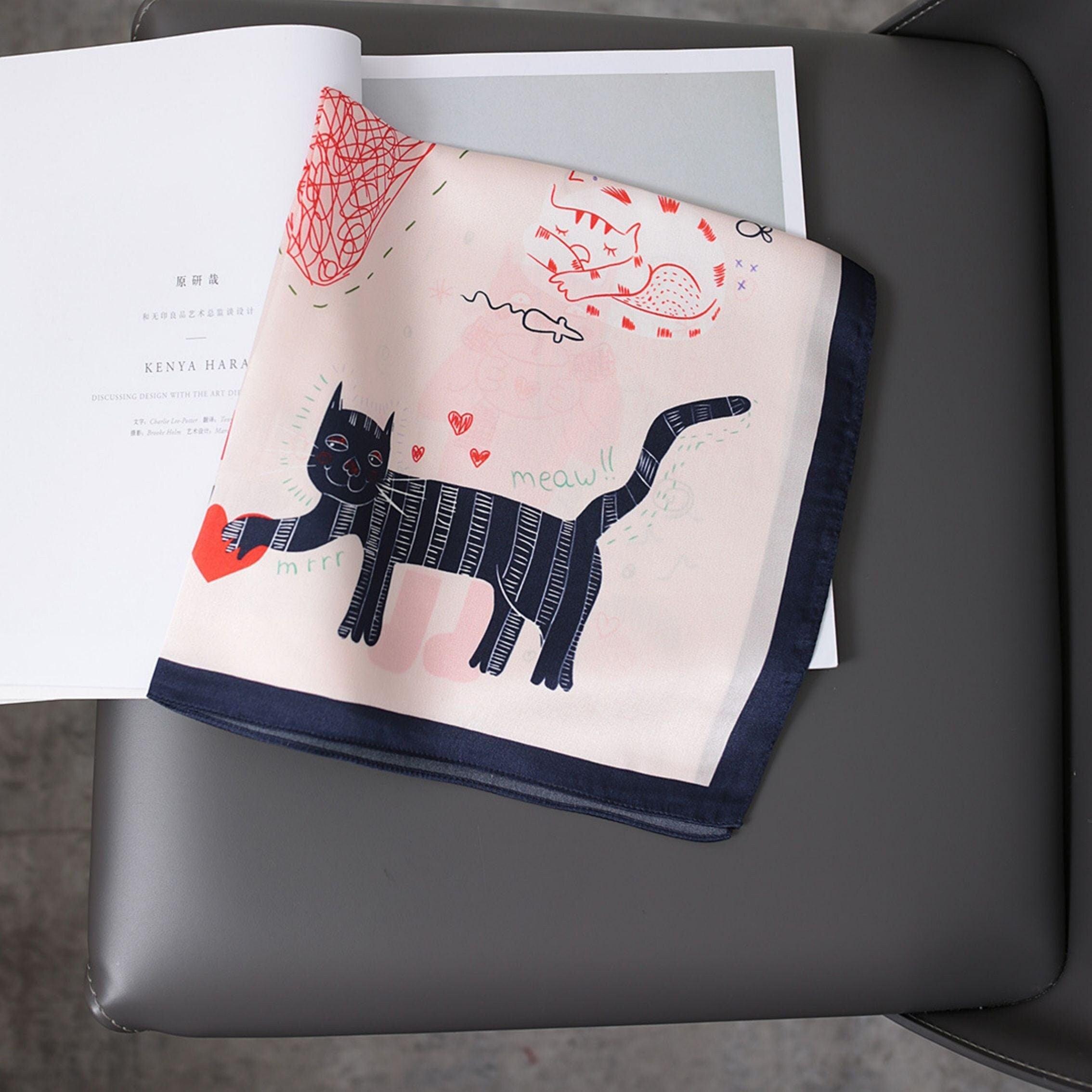 ピンク猫柄 桑100% シルクスカーフ/シルクヘッドスカーフ/シルクヘアスカーフ/シルクネックスカーフ/母の日ギフト/バッグアクセサリー/彼女へのギフト