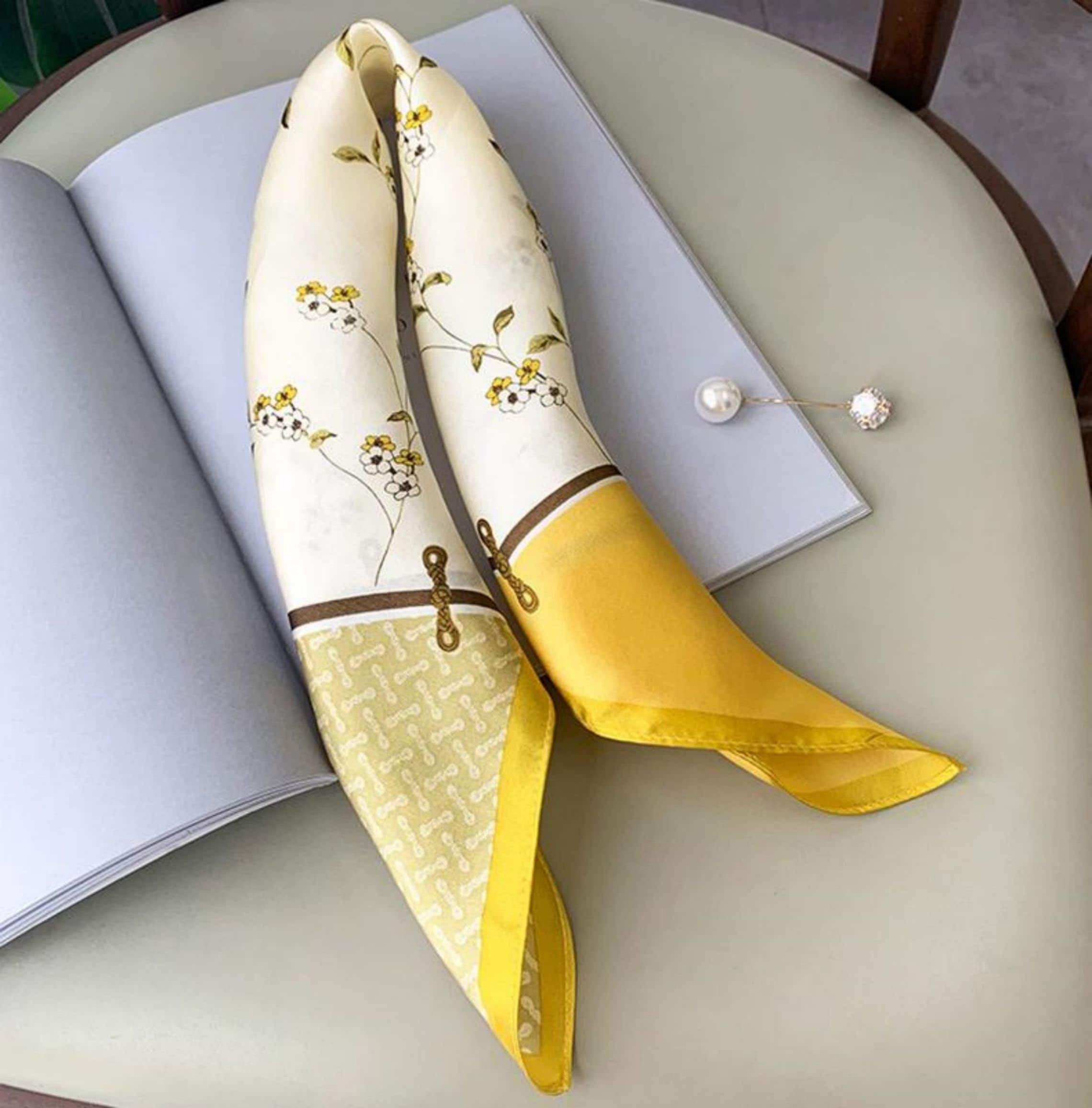 エレガントなフローラ 100% マルベリーシルクスカーフ/シルクヘッドスカーフ/シルクヘアスカーフ/シルクネックスカーフ/母の日ギフト/バッグアクセサリー/彼女へのギフト