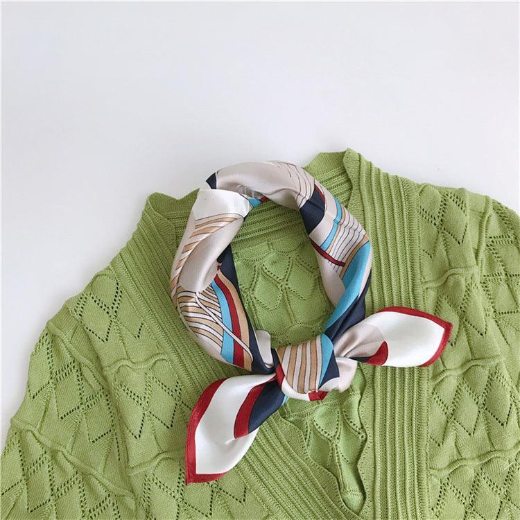 Roter Polka Dot Print Schal aus 100 % Maulbeerseide/Kopftuch aus Seide/Haarschal aus Seide/Halstuch aus Seide/Muttertagsgeschenke/Taschenaccessoire/Geschenk für Sie