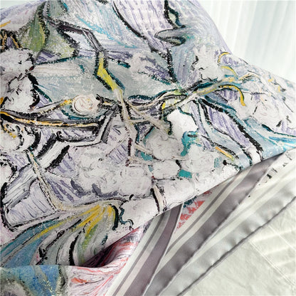 Lilac Whisper – 100% Silk Twill Scarf (90×90cm, Hand-Rolled Edges)