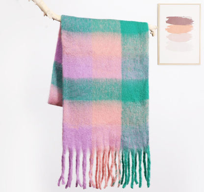 Luxurious Plaid Pattern Cashmere-Like Scarf: Vegan-Friendly Winter Accessory