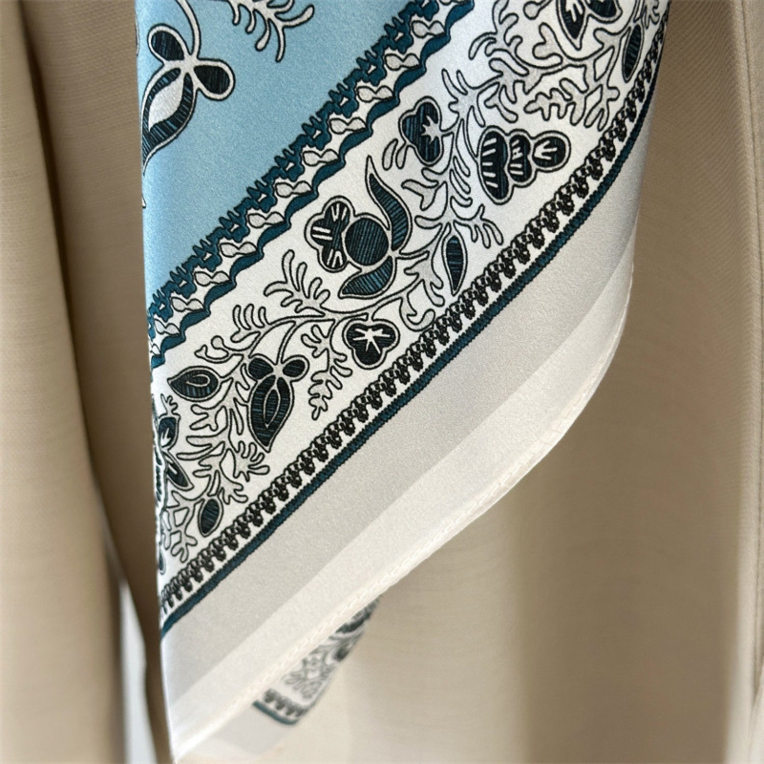 Classic Botanical Medallion Silk Scarf 90cm – Hand-Rolled Edge Square Scarf