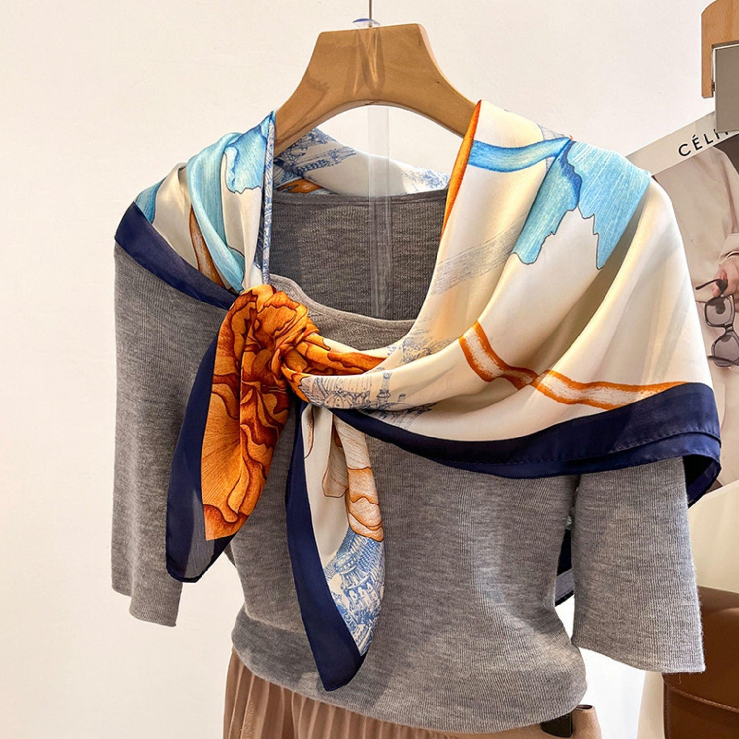 水彩柄 大判シルクスカーフ/シルクツイルサテン/90×90cm/シルクショール/シルクバンダナ/大判サテンスカーフ/彼女へのプレゼント/母の日ギフト