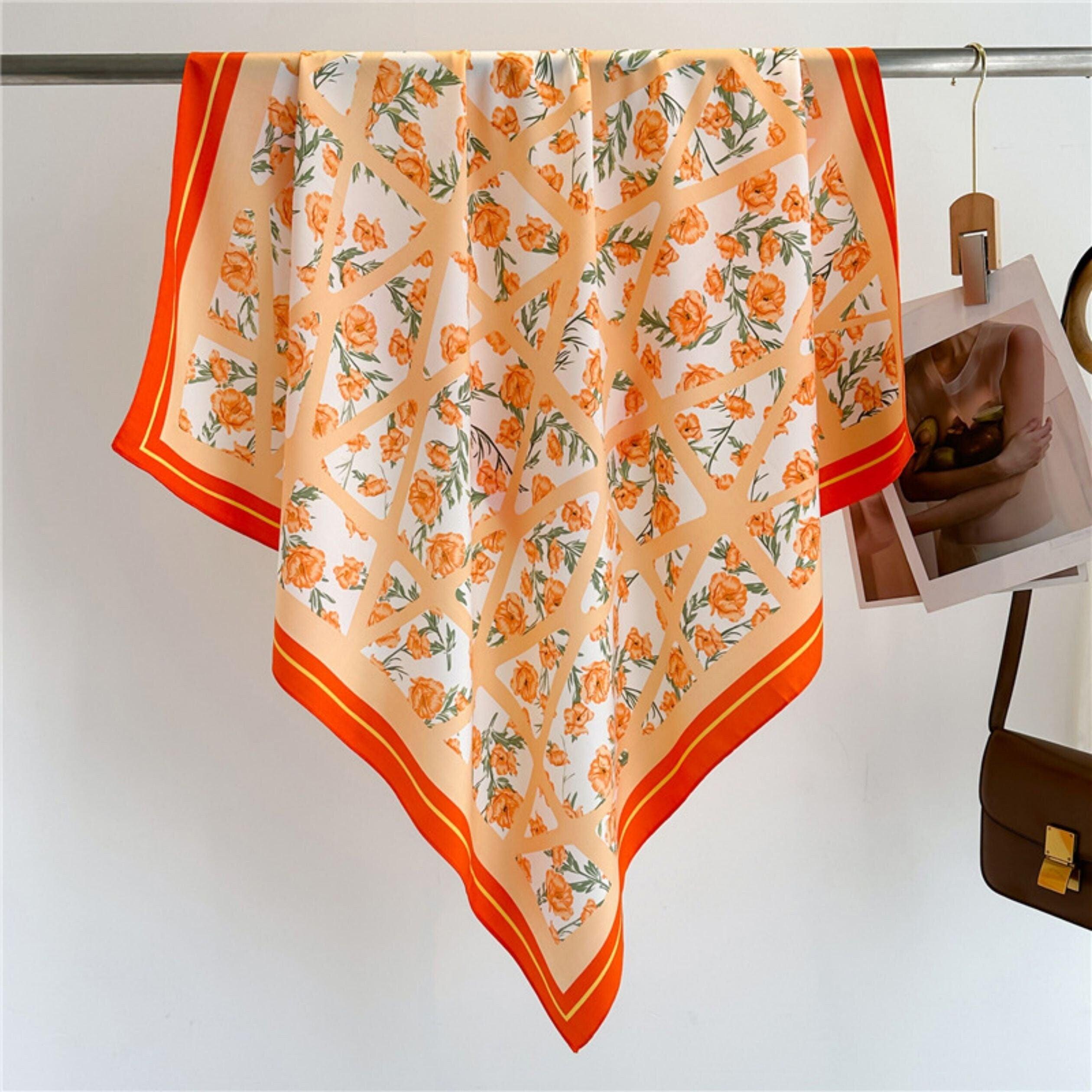 Hellblauer japanischer Flora-Satin-Twill-Schal/9090 cm/Seidenschal/Seidenbandana/Großer Satinschal/Geschenk für Sie/Muttertagsgeschenke