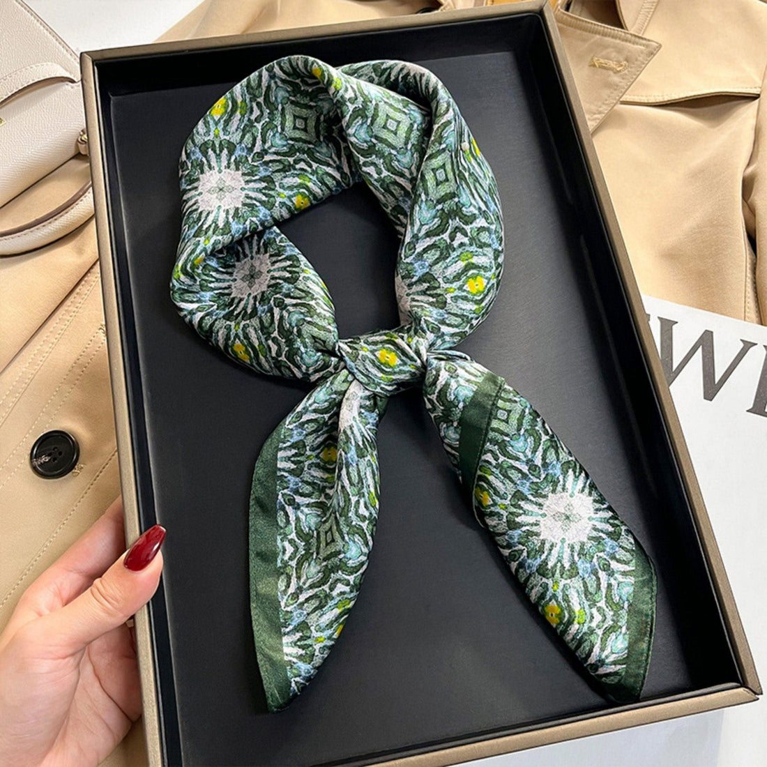Grüner Ölgemälde Maulbeerseidenschal/70CM 100% Maulbeerseidenschal/Seidenschal/Geschenk für Sie