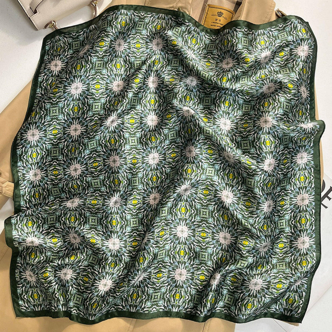 Grüner Ölgemälde Maulbeerseidenschal/70CM 100% Maulbeerseidenschal/Seidenschal/Geschenk für Sie