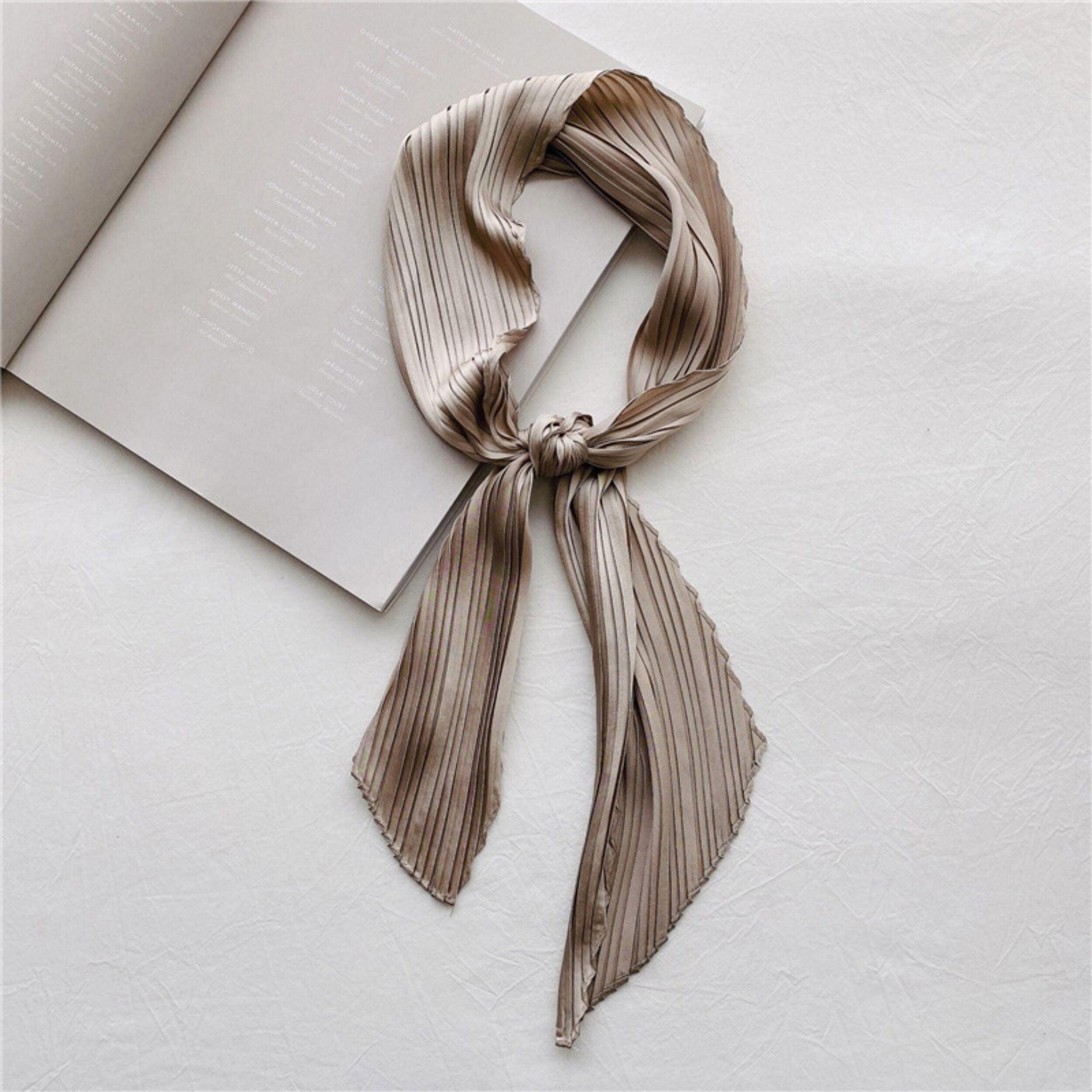 Faltenschals für Frauen/Diamantförmiger Schal/Seidenhaarschal/Bandana-Stirnband/Taschenaccessoire/Seidenkopfschal/Geschenke für sie/Vintage-Falten